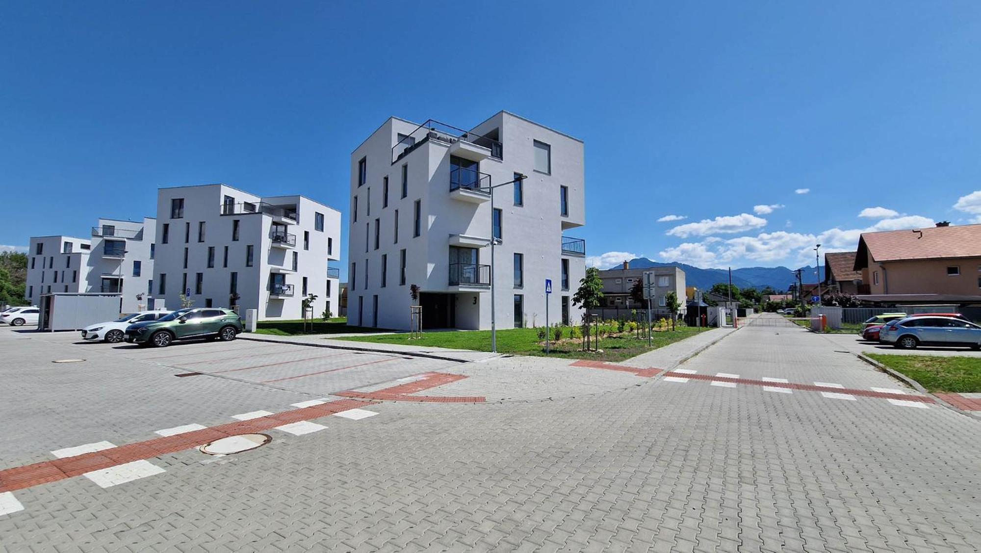 Hillshome - 84M2 Moderny Byt S Terasou Aj Saunou Liptovsky Mikulas Bagian luar foto