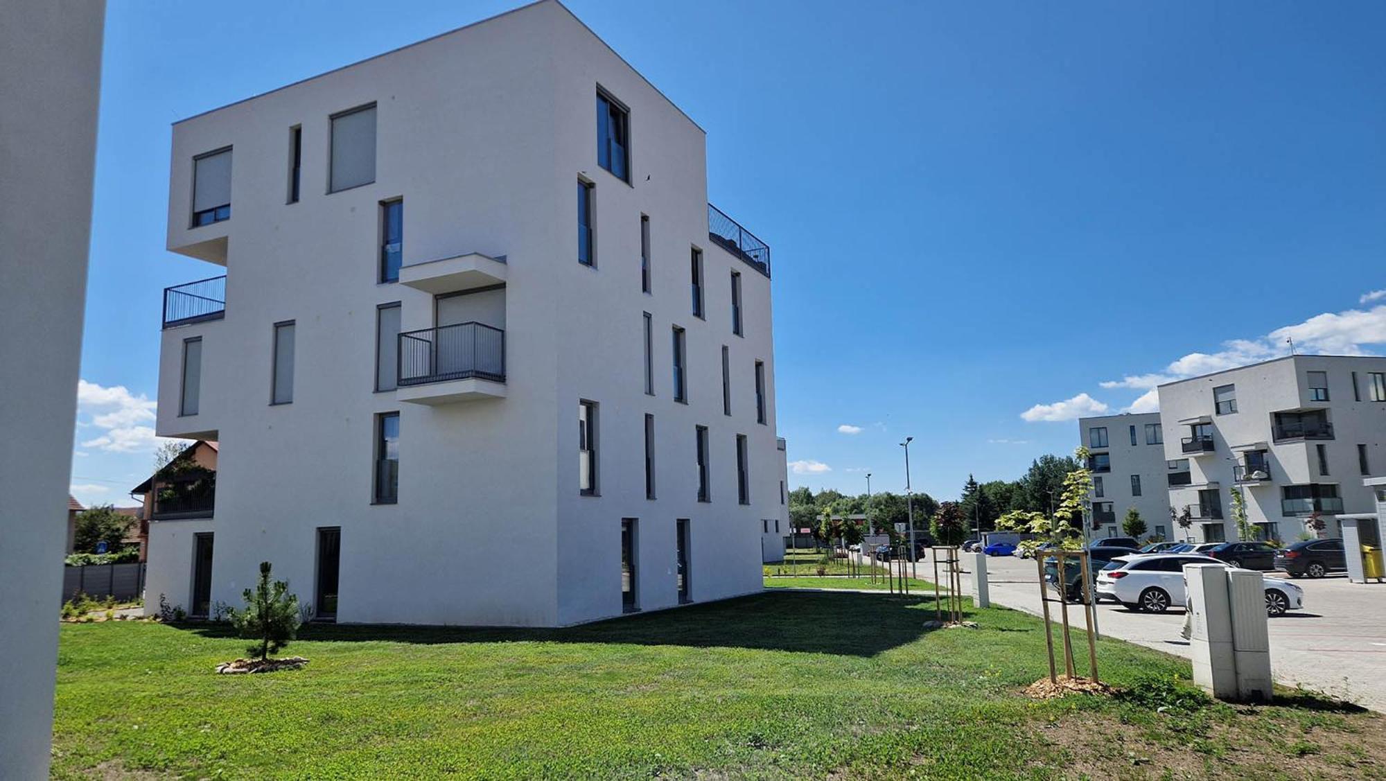 Hillshome - 84M2 Moderny Byt S Terasou Aj Saunou Liptovsky Mikulas Bagian luar foto